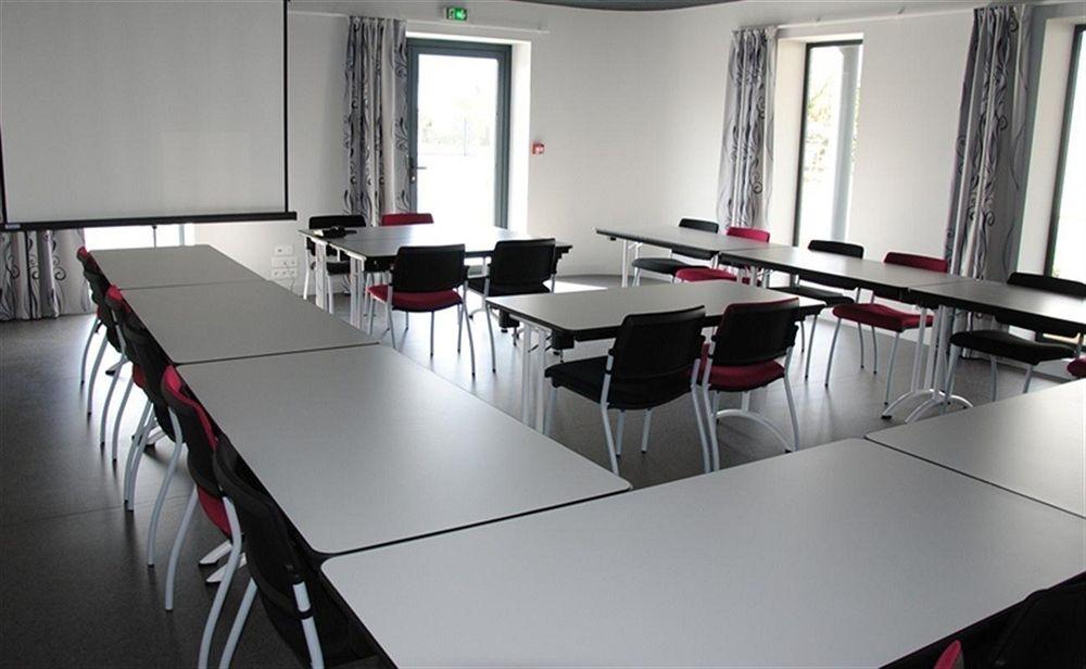 Brit Hotel Vendee Mer Les Achards  ภายนอก รูปภาพ