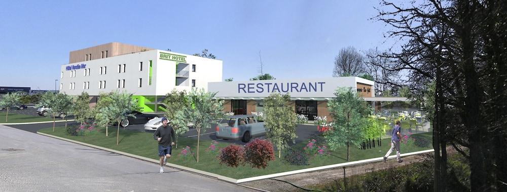 Brit Hotel Vendee Mer Les Achards  ภายนอก รูปภาพ