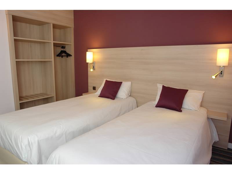 Brit Hotel Vendee Mer Les Achards  ภายนอก รูปภาพ